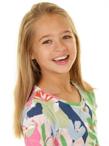 preteen modles Millie Lewis of Charleston Model & Talent Agency